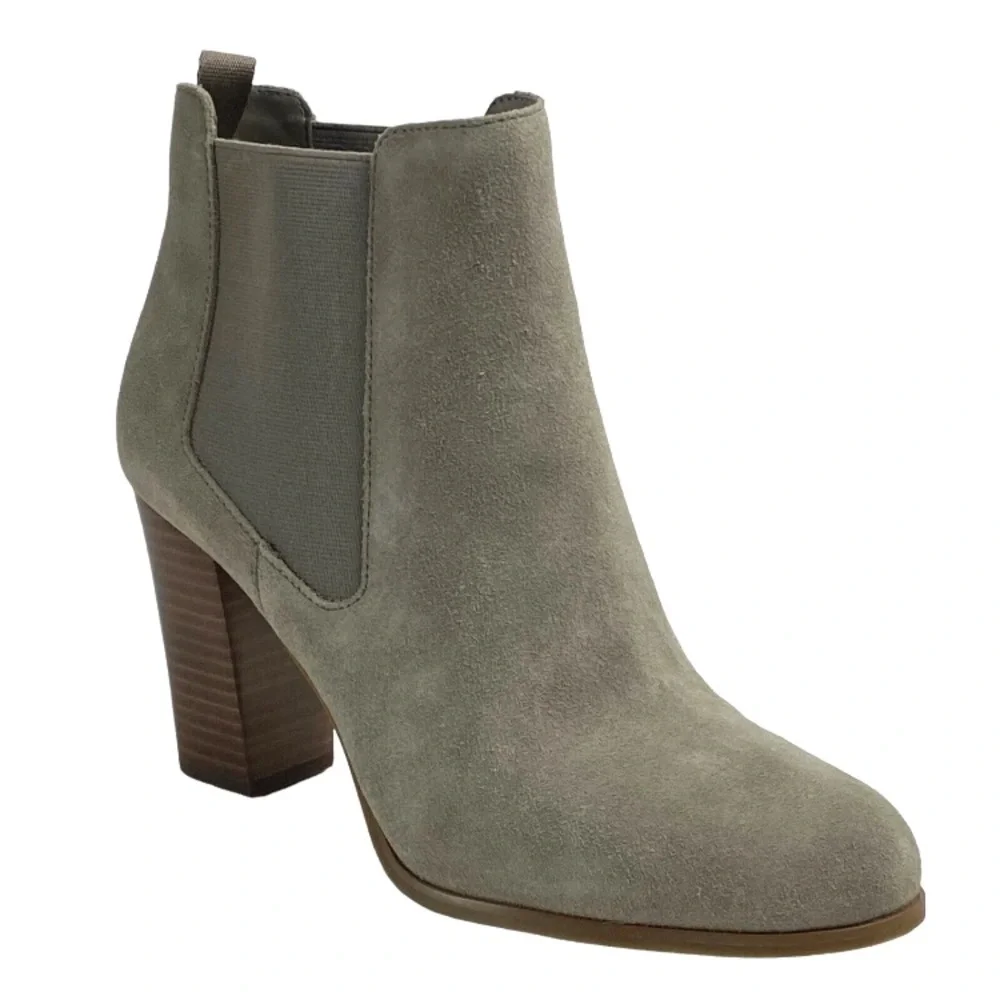NWOB MICHAEL KORS Black Suede Pull-on Ankle Boots w MK Logo Women's Size 6M